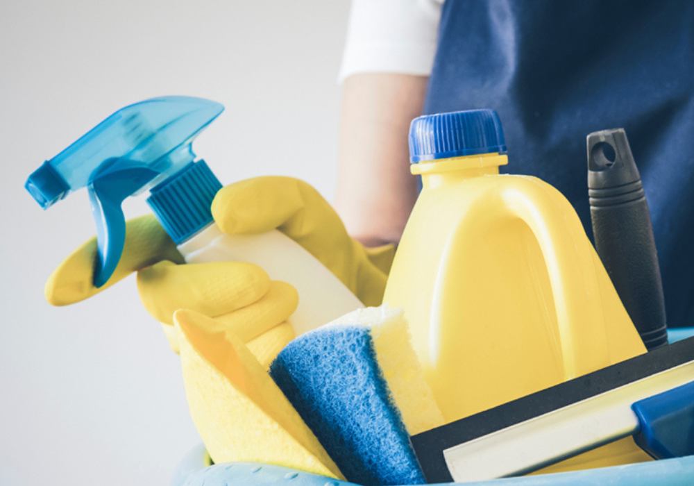 The Truth About Accelerated Hydrogen Peroxide (AHP) in Pet Care: Separating Fact from Fiction
